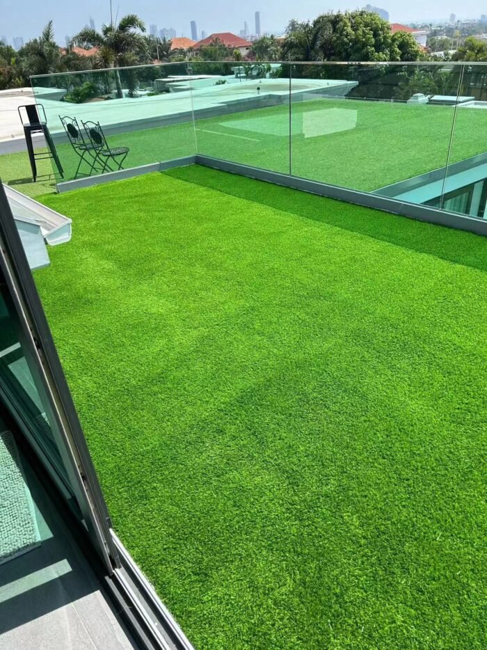 4FTX6FT Outdoor Artificial Grass Runway Blanket Roll 1.38 "Pile Height - Image 3