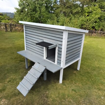 Outdoor Breathable Cat or Dog House Shelter with Escape Door