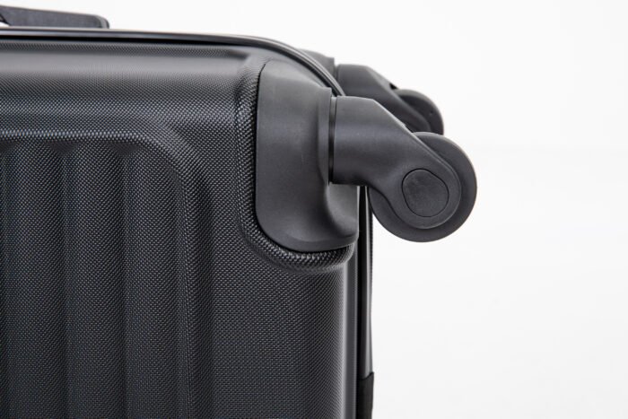 20" Carry on Luggage Lightweight Suitcase, Spinner Wheels, Black - Image 12