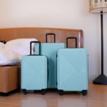 3 Piece Lightweight Luggage Set with Spinner Wheels and TSA Lock (20/24/28)