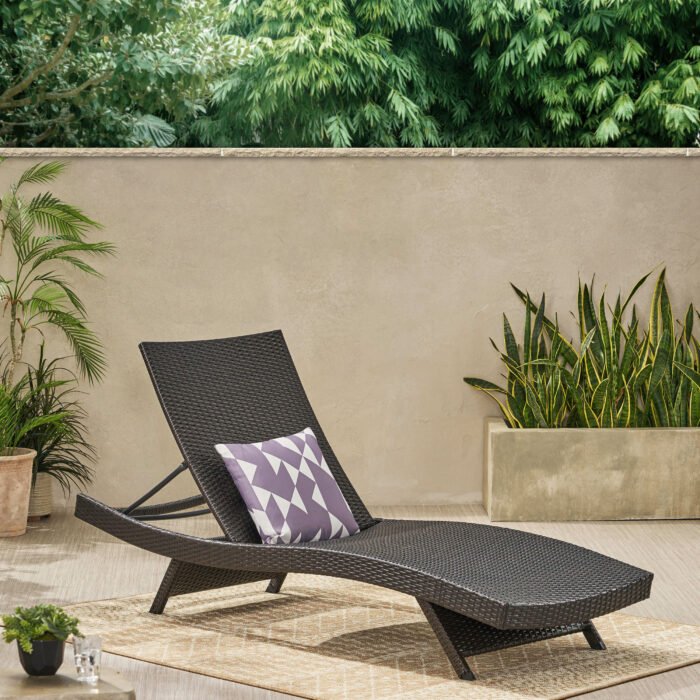 Salem Pe Wicker Sunbed - Image 3