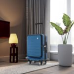 Carry-on Lightweight Luggage 20 Inch Front Open Luggage Suitcase with Front Pocket and USB Port